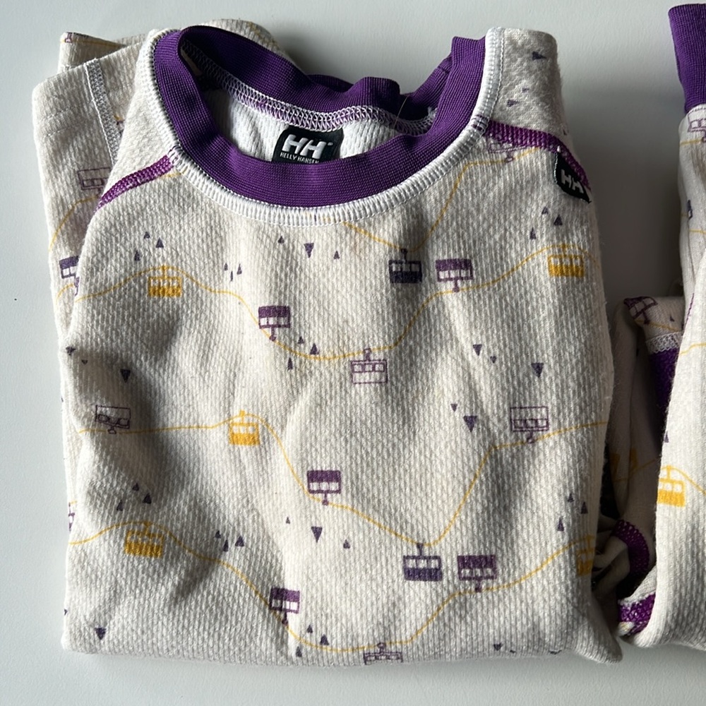 Really cute/warm Helly Hansen thermal long johns. Girls size 6.